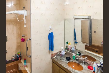 Banheiro de casa à venda com 4 quartos, 324m² em Ipiranga, São Paulo