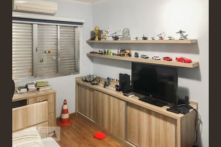 Quarto 1 de casa à venda com 4 quartos, 324m² em Ipiranga, São Paulo