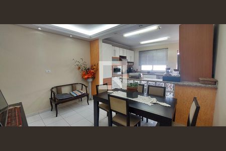 Casa à venda com 120m², 3 quartos e 2 vagasCozinha