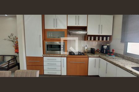 Casa à venda com 120m², 3 quartos e 2 vagasCozinha