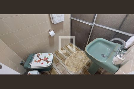 Casa à venda com 120m², 3 quartos e 2 vagasBanheiro 2