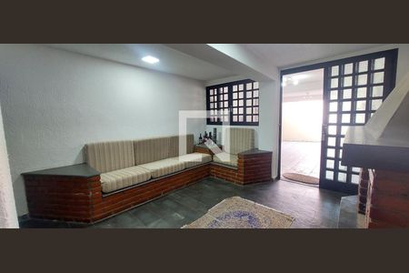 Casa à venda com 120m², 3 quartos e 2 vagasEspaço Lareira