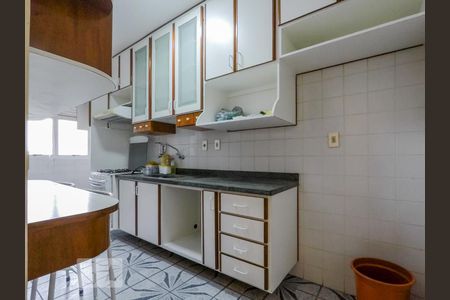 Cozinha de apartamento à venda com 2 quartos, 59m² em Jardim Patente Novo, São Paulo