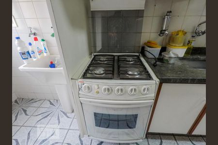 Cozinha de apartamento à venda com 2 quartos, 59m² em Jardim Patente Novo, São Paulo