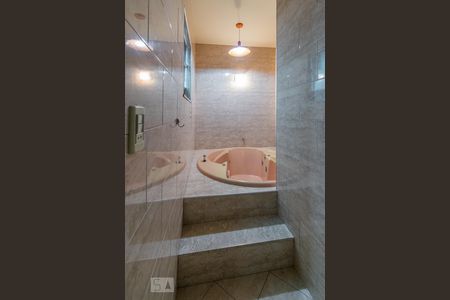 Apartamento à venda com 520m², 3 quartos e 1 vagaBanheiro da Suíte 1