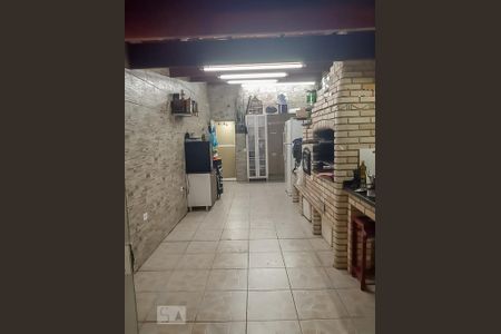 Apartamento à venda com 140m², 2 quartos e 2 vagasChurrasqueira