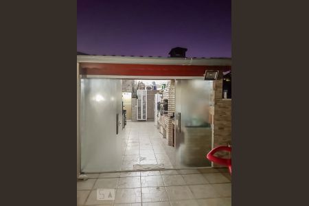 Apartamento à venda com 140m², 2 quartos e 2 vagasChurrasqueira