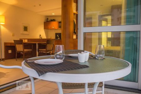 Studio à venda com 50m², 1 quarto e 1 vagaVaranda