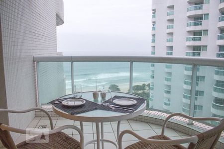 Studio à venda com 50m², 1 quarto e 1 vagaVaranda