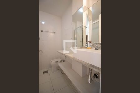 Apartamento para alugar com 88m², 3 quartos e 1 vaga Apartamento para alugar com 88m², 3 quartos e 1 vagaBanheiro social