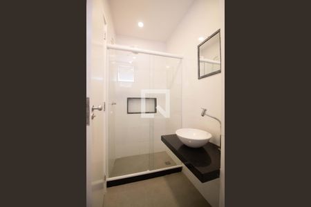 Apartamento para alugar com 88m², 3 quartos e 1 vaga Apartamento para alugar com 88m², 3 quartos e 1 vagaBanheiro da Área de serviço