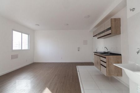 Sala e cozinha de apartamento à venda com 1 quarto, 40m² em Vila California, São Paulo