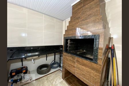 Casa à venda com 120m², 4 quartos e 4 vagasSalão de Festas