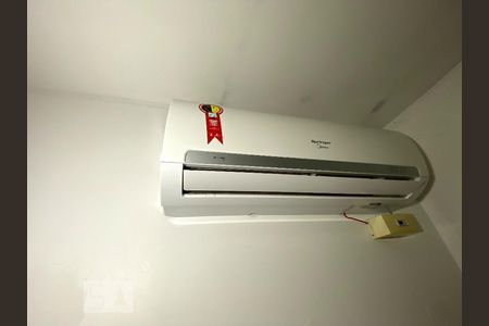 Casa à venda com 120m², 4 quartos e 4 vagasAr condicionado