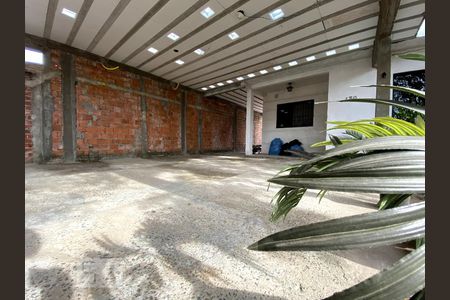 Casa à venda com 120m², 4 quartos e 4 vagasGaragem