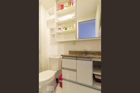 Apartamento à venda com 70m², 3 quartos e 1 vagaBanheiro