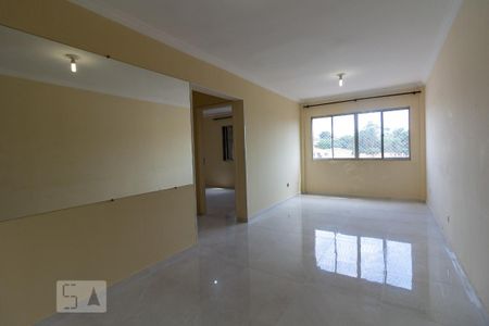 Sala de apartamento para alugar com 2 quartos, 65m² em Km 18, Osasco