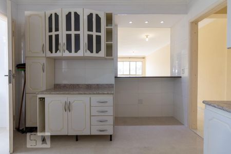 Cozinha de apartamento para alugar com 2 quartos, 65m² em Km 18, Osasco