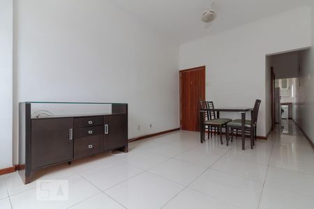 Sala de apartamento à venda com 1 quarto, 38m² em Leme, Rio de Janeiro