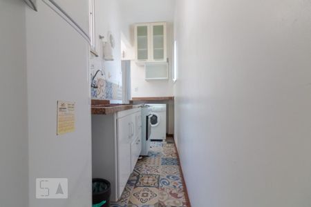 Cozinha de apartamento à venda com 1 quarto, 38m² em Leme, Rio de Janeiro
