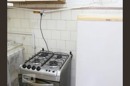 Cozinha de kitnet/studio à venda com 1 quarto, 33m² em Copacabana, Rio de Janeiro