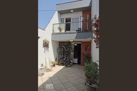 Casa à venda com 165m², 3 quartos e 2 vagasÁrea Externa