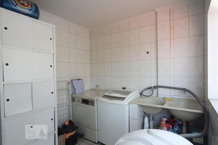 Casa à venda com 165m², 3 quartos e 2 vagasÁrea de Serviço
