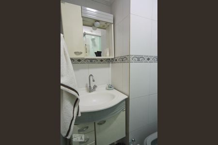 Casa à venda com 165m², 3 quartos e 2 vagasBanheiro da Suíte 2