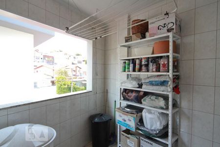 Casa à venda com 165m², 3 quartos e 2 vagasÁrea de Serviço