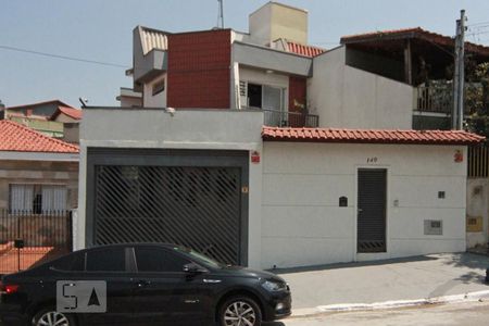 Casa à venda com 165m², 3 quartos e 2 vagasFachada