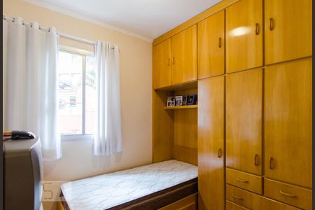 Quarto 2 de apartamento para alugar com 2 quartos, 56m² em Jardim das Quatro Marias, São Bernardo do Campo