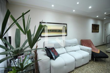 Sala de casa à venda com 3 quartos, 300m² em Vila Oratorio, São Paulo