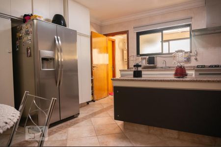 Apartamento à venda com 130m², 3 quartos e 2 vagasCozinha