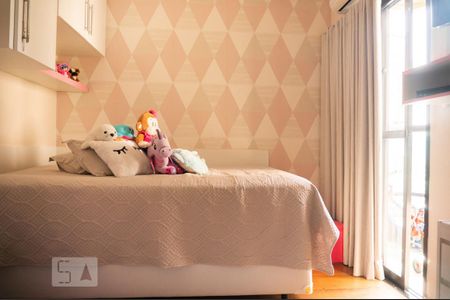 Apartamento à venda com 130m², 3 quartos e 2 vagasQuarto 2