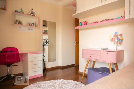 Apartamento à venda com 130m², 3 quartos e 2 vagasQuarto 2