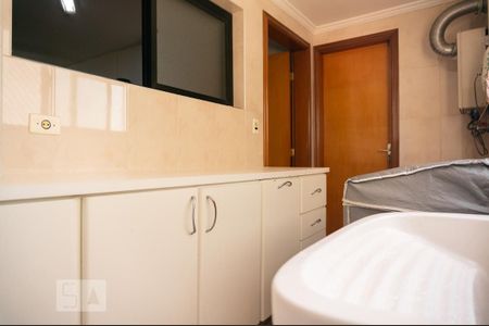 Apartamento à venda com 130m², 3 quartos e 2 vagasÁrea de Serviço