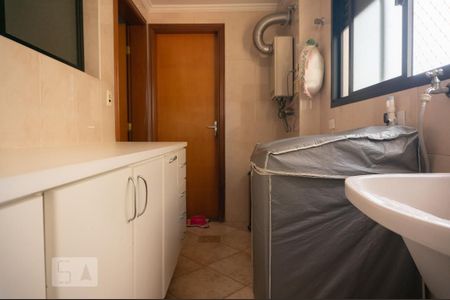 Apartamento à venda com 130m², 3 quartos e 2 vagasÁrea de Serviço