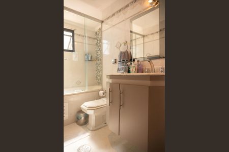 Apartamento à venda com 130m², 3 quartos e 2 vagasBanheiro da Suíte