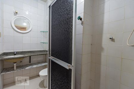 Banheiro Social de apartamento para alugar com 1 quarto, 60m² em São Domingos, Niterói