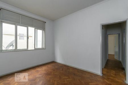 Sala de apartamento para alugar com 2 quartos, 70m² em Ramos, Rio de Janeiro