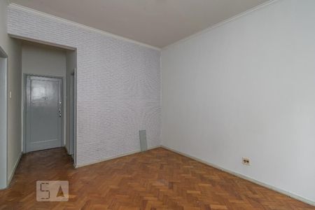 Sala de apartamento para alugar com 2 quartos, 70m² em Ramos, Rio de Janeiro