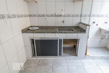 Cozinha de apartamento para alugar com 2 quartos, 70m² em Ramos, Rio de Janeiro