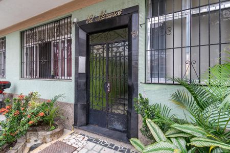 Portaria de apartamento para alugar com 2 quartos, 70m² em Ramos, Rio de Janeiro
