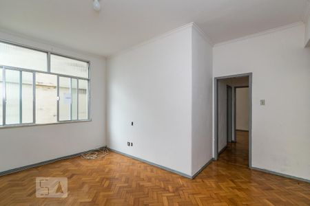 Apartamento para alugar com 70m², 2 quartos e sem vaga Apartamento para alugar com 70m², 2 quartos e sem vagaSala