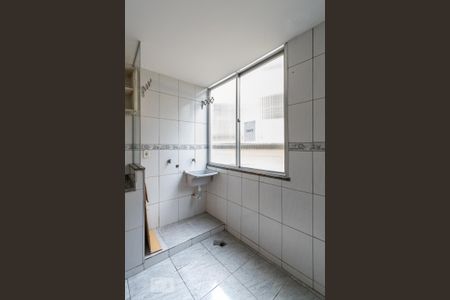 Área de Serviço de apartamento para alugar com 2 quartos, 70m² em Ramos, Rio de Janeiro
