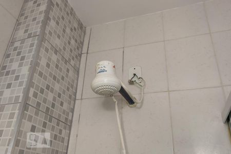 Apartamento para alugar com 70m², 2 quartos e sem vaga Apartamento para alugar com 70m², 2 quartos e sem vagaBanheiro - Chuveiro elétrico