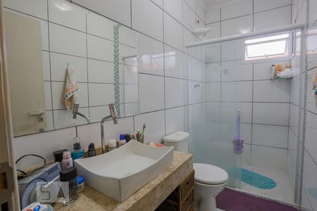 Casa à venda com 192m², 3 quartos e 4 vagas Casa à venda com 192m², 3 quartos e 4 vagasBanheiro Suíte