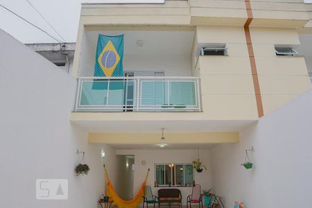 Casa à venda com 192m², 3 quartos e 4 vagas Casa à venda com 192m², 3 quartos e 4 vagasGaragem