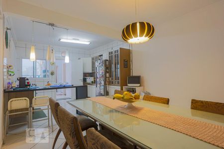 Casa à venda com 192m², 3 quartos e 4 vagas Casa à venda com 192m², 3 quartos e 4 vagasCopa Cozinha