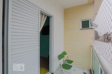 Casa à venda com 192m², 3 quartos e 4 vagas Casa à venda com 192m², 3 quartos e 4 vagasVaranda Suíte